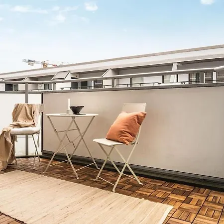 Lägenhet New! With Roof Terrace!