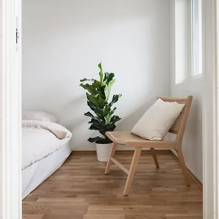 Lägenhet New! With Roof Terrace!